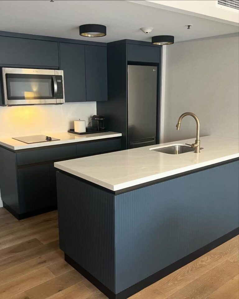 The Sutton Place Hotel Vancouver. 325 Hotel Units